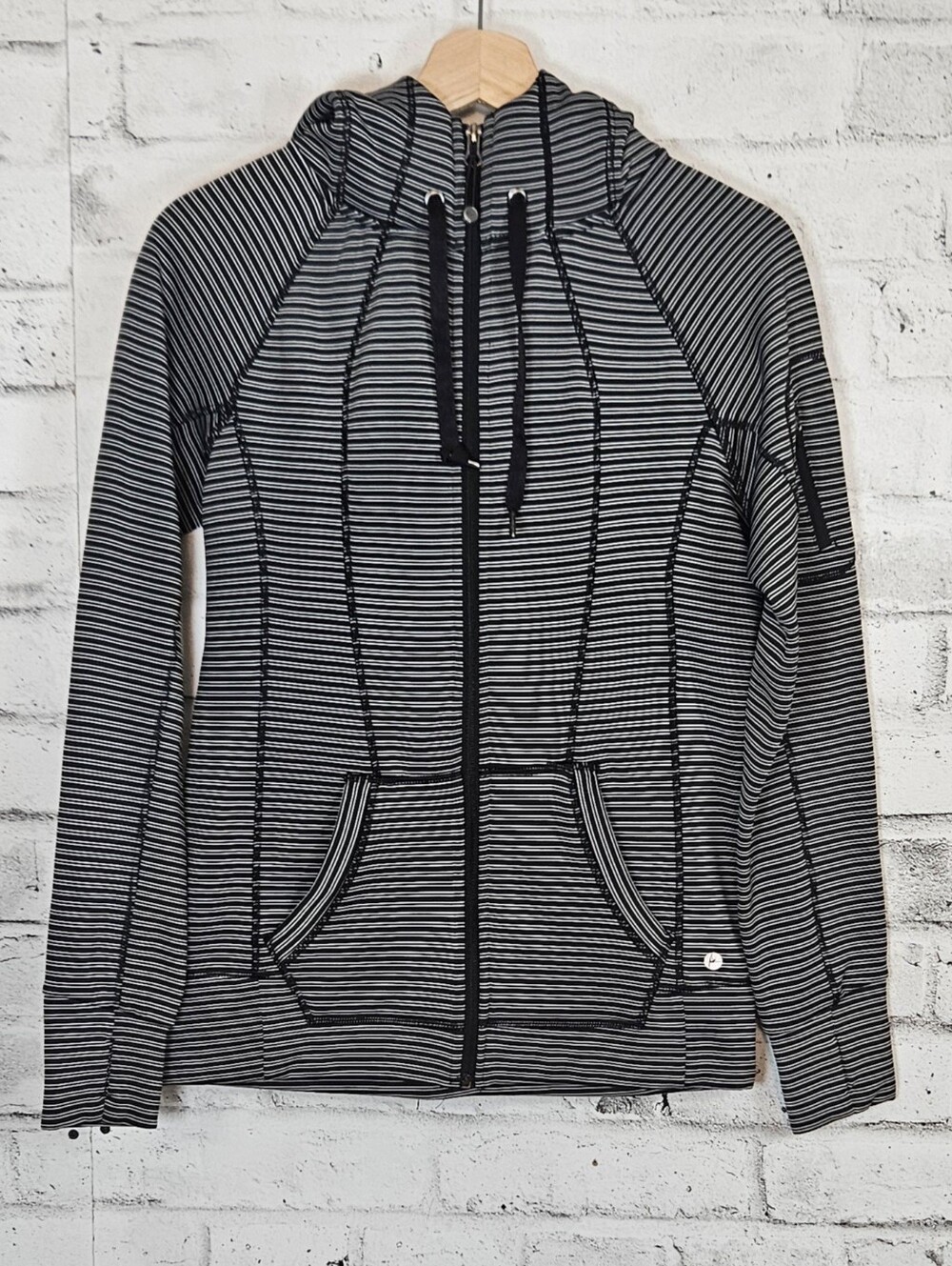 90 Degree By Reflex Striped Full Zip Hooded Athletic Jacket Womens Medium